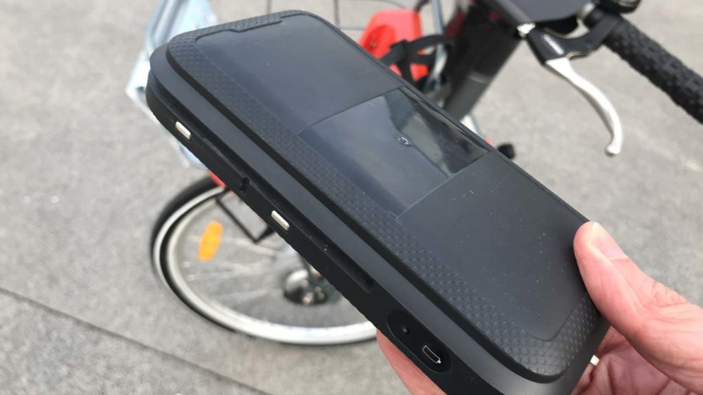 Vélo'v électrique : la batterie tient dans une main