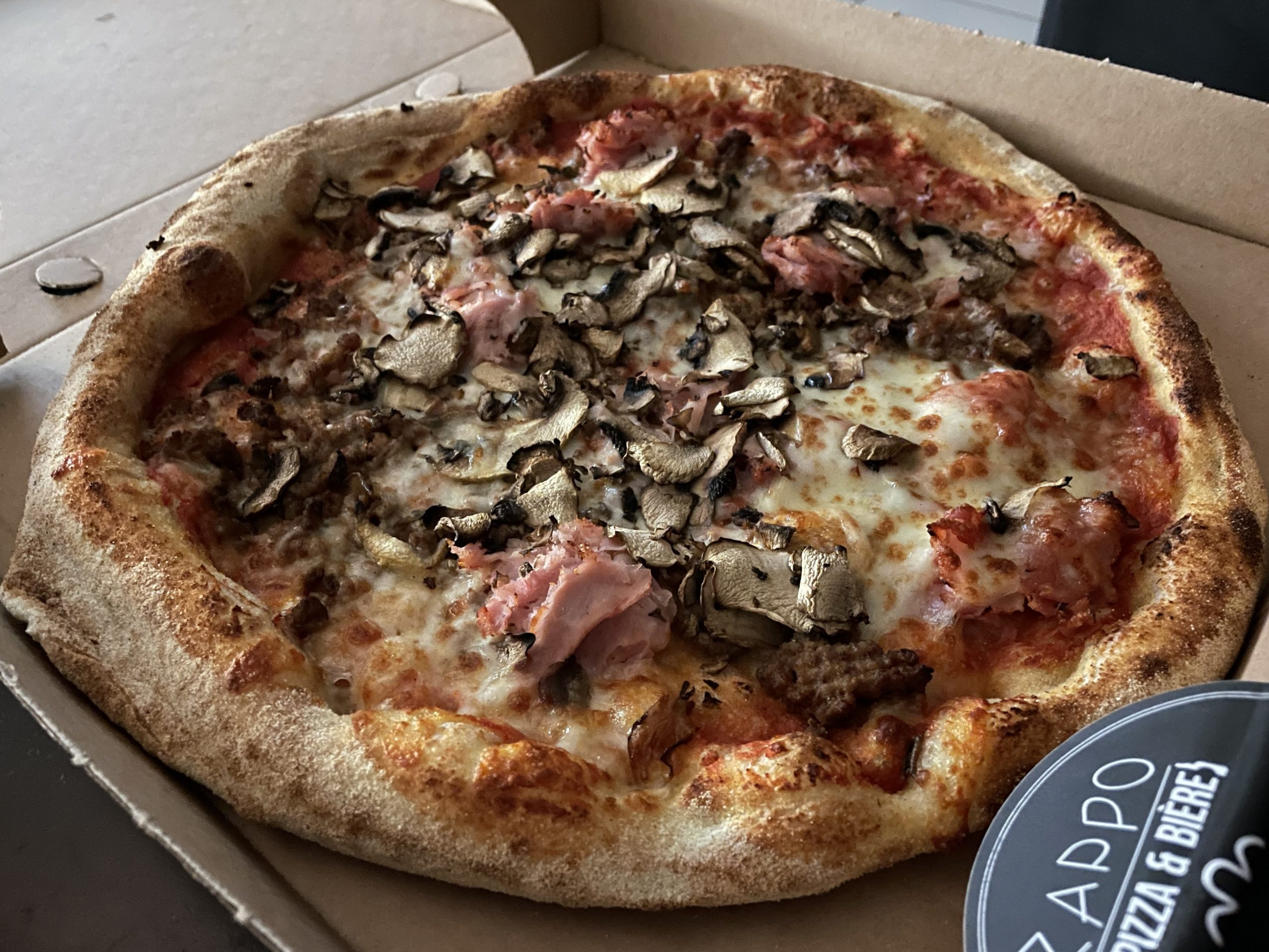 La Pizza jambon champignons : Verona
